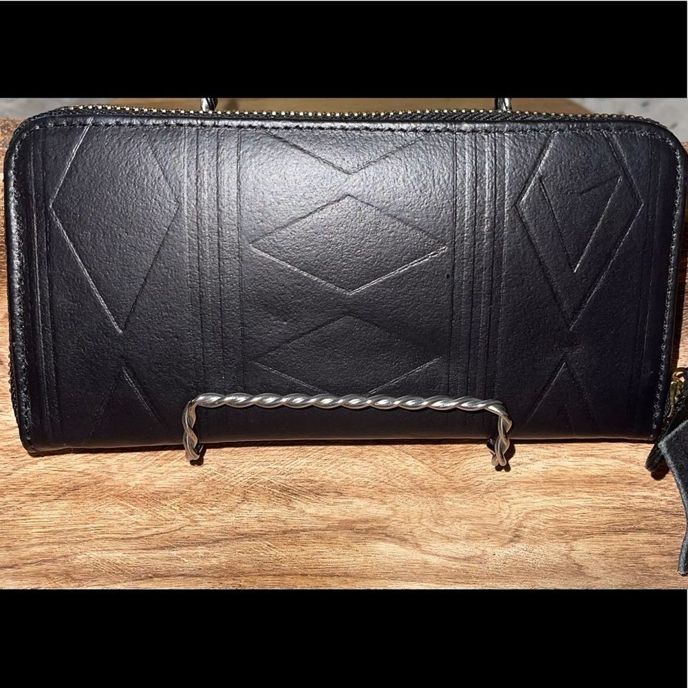 ECOTE Genuine Leather Zip Around Wallet NWT Urban Outfitters